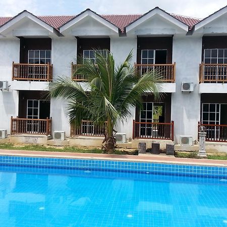 Mersing Beach Resort Extérieur photo